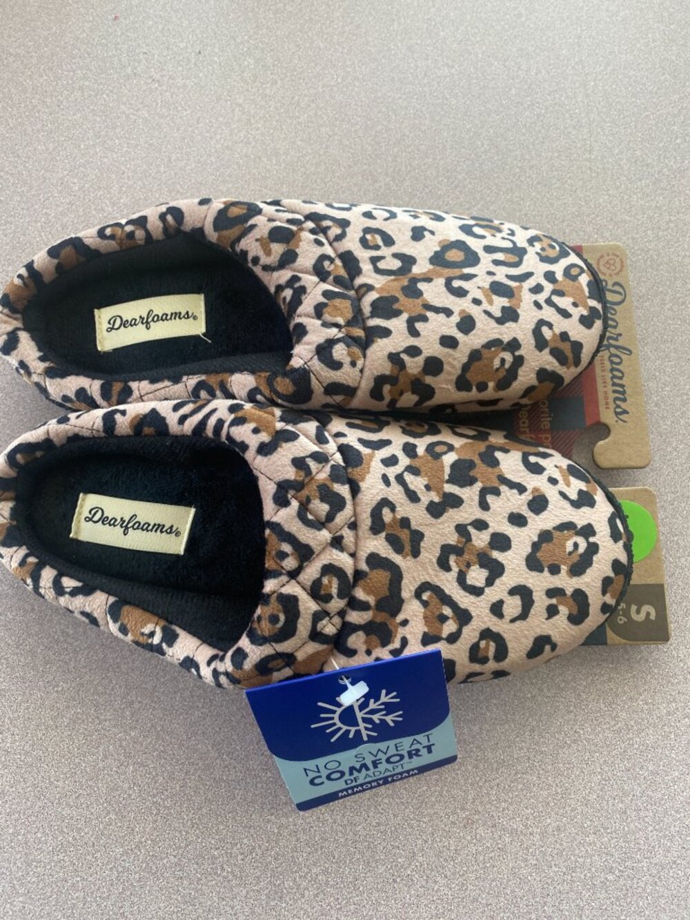 NEW DEARFOAMS WOMEN'S FEELS LIKE HOME MEMORY FOAM LEOPARD SLIPPERS SIZE S